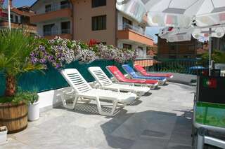 Отель Family Hotel Flora Несебр-1